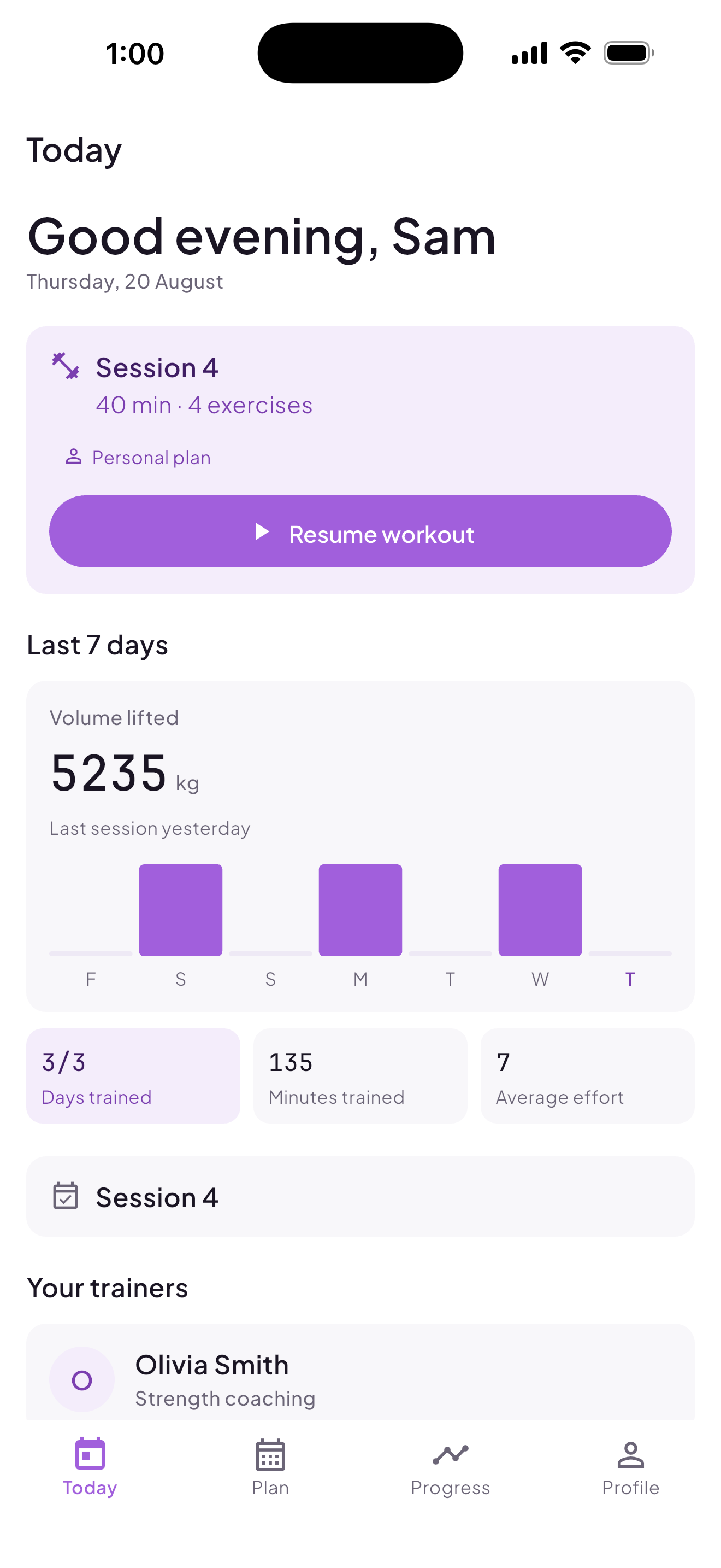 TrackHQ client app — today's session, a resume-workout card, and last-7-days training volume